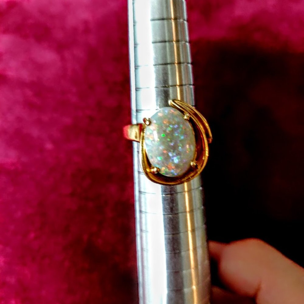 10K Gold Ring with Genuine 3K Opal Gemstone - Free Shipping